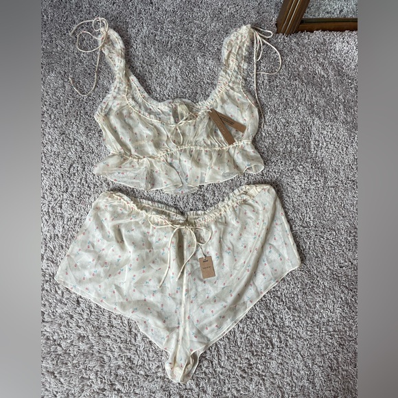 NEW Skims Romance Babydoll and Shorts Set - Picture 2 of 12